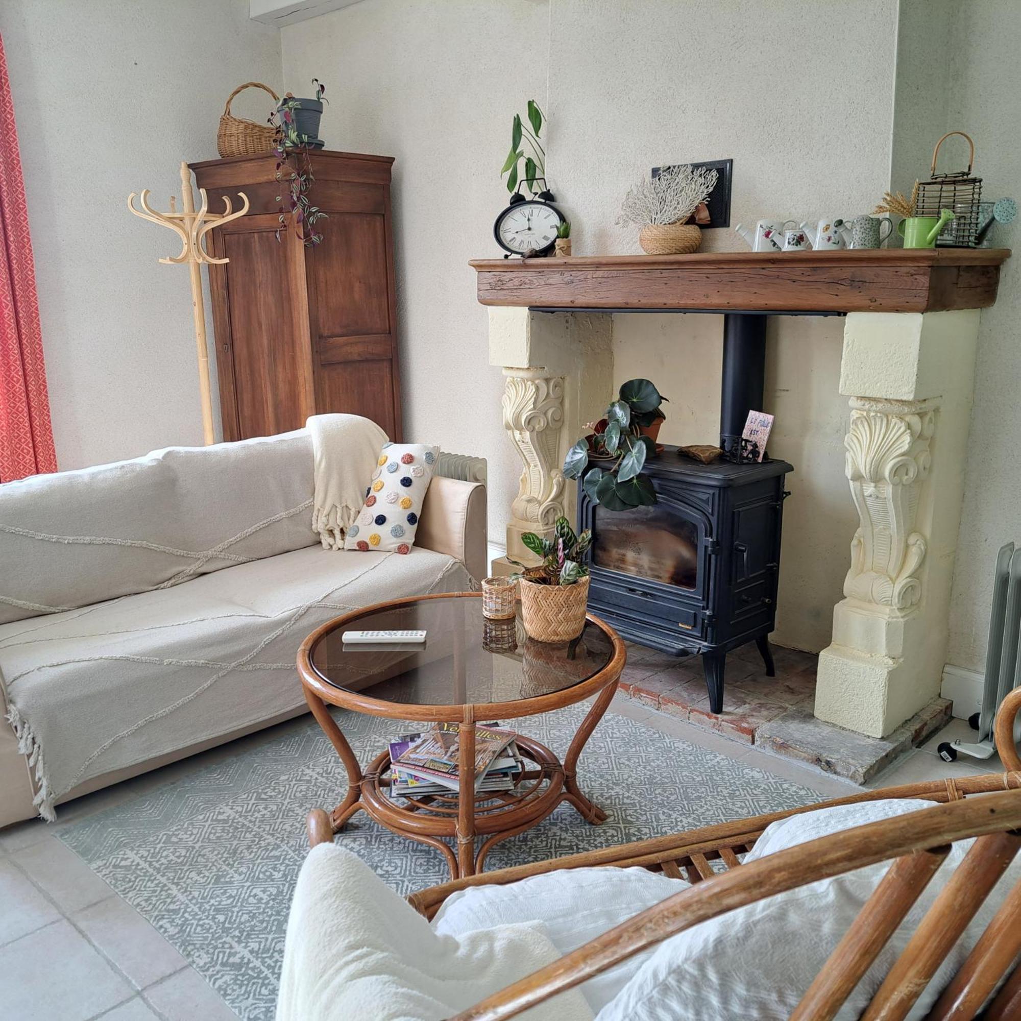 Gite De La Pivarderie Senille Buitenkant foto